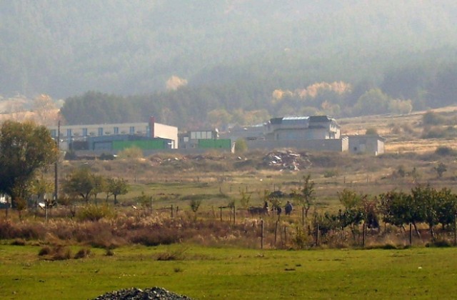 Военното летище край Карлово се превръща в индустриална зона