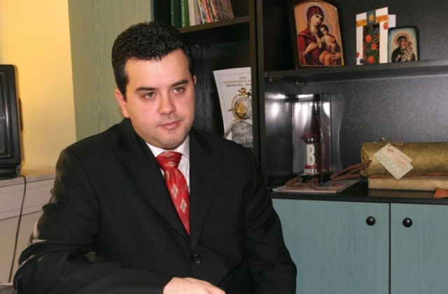 Манджуков оправдан по две дела за измами от Районния съд във Варна