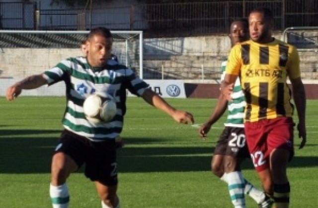 Ботев изпусна Черно море, две греди спасиха варненци