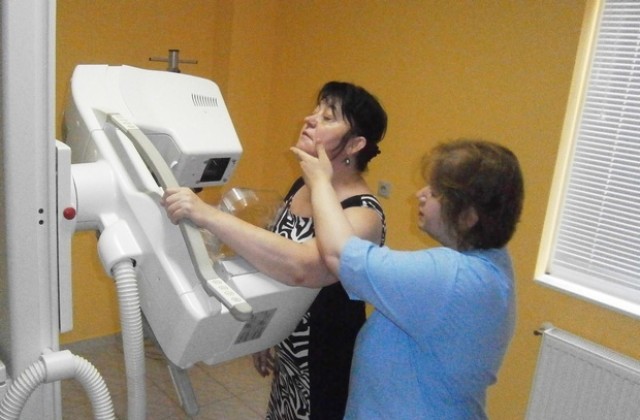 Консултират безплатно за рак на гърдата