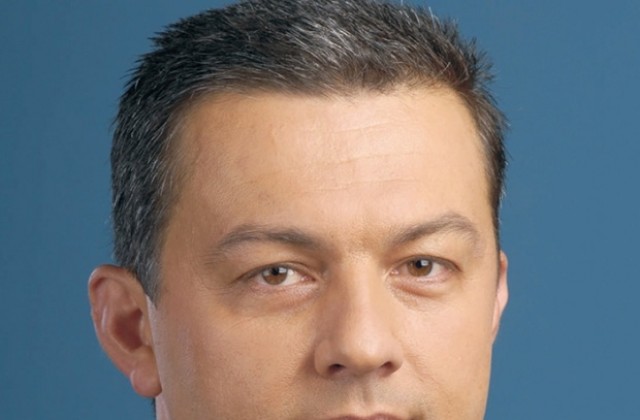 Д-р Иванов: Ако слеем училищата ще предпазим НУ „Св.св. Кирил и Методий” от закриване