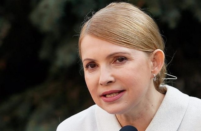 Тимошенко иска да се пести от предизборната кампания, за да се купи военна техника