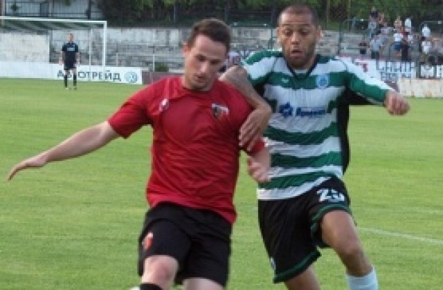 Сашо Александров: Срещу Локо Пд нямаме друга алтернатива, освен 3-те точки