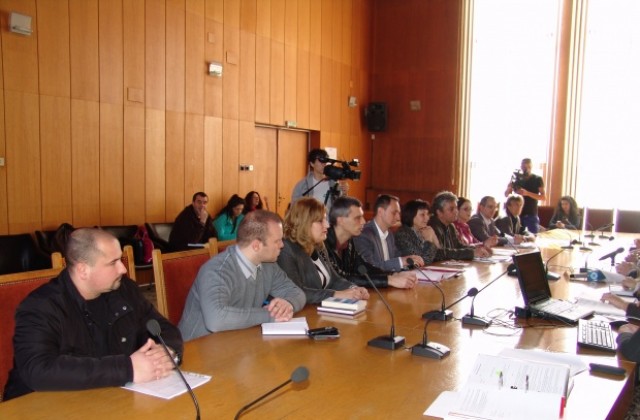 БСП взе председателското място в РИК, ЦИК решава за секретарското