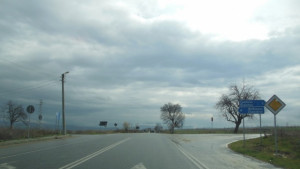 Допълнителни табели на опасния участък от пътя Кюстендил Дупница при