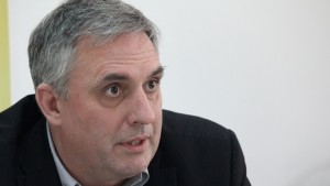Ивайло Калфин Правителството не изпълнява и половината от Манифеста на