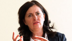 Правителството се подготвя и за лоши сценарии при санкции за