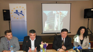 Евродепутатът Панайотов води туристи от Латинска Америка в Кюстендил