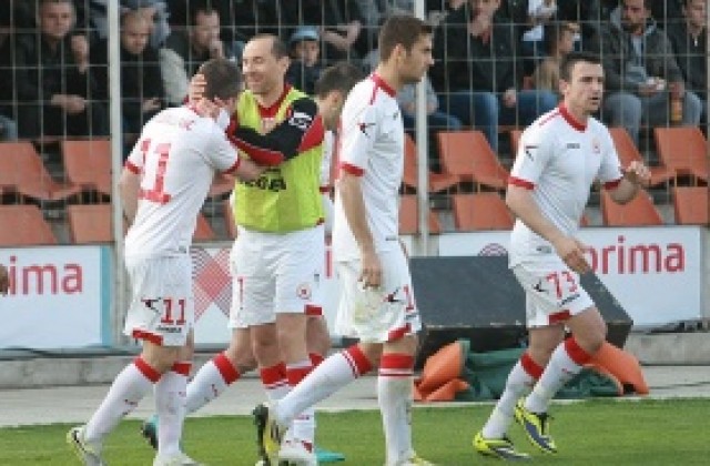 С щурм в Ловеч ЦСКА събори Литекс от второто място