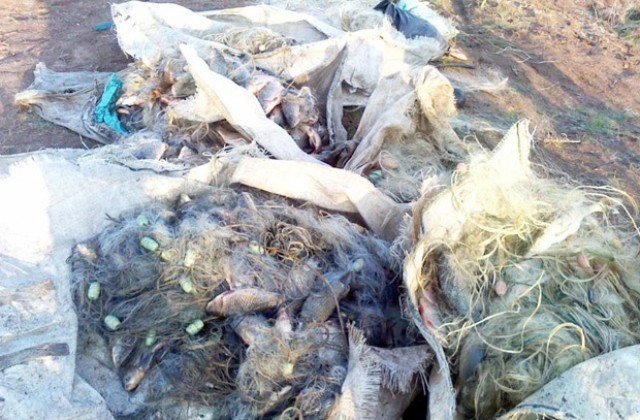 Иззеха над километър баркониерски мрежи