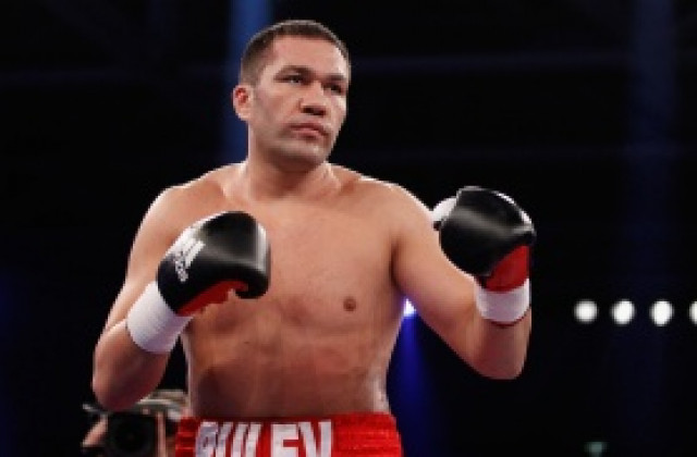 Кобрата излиза срещу син на легенда в събота