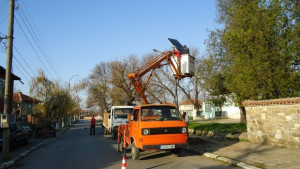 Подмениха част от уличното осветление в община Стралджа
