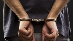 Непълнолетен напада жена на централна улица в Габрово по обед