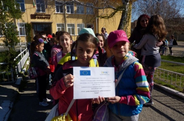 Успешно се изпълнява проектът  „Добро образование сега – добри възможности в бъдеще“