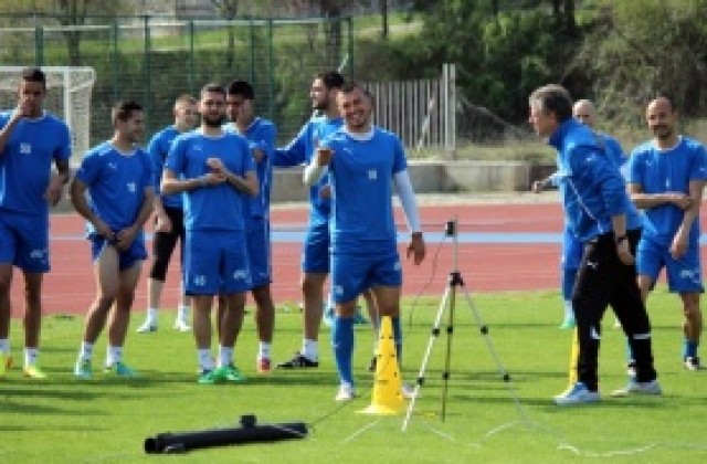 СНИМКИ: Левски тества бързината на играчите, петима са отличниците