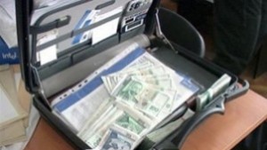 Петорна експертиза проверява роми по дело за пране на пари