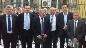 Министър Греков Малките не могат да излязат на пазара