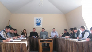 ОС Сапарева баня заседава извънредно днес