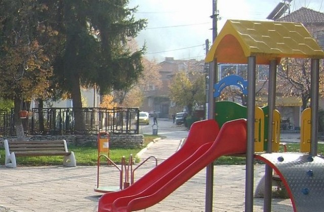 819 чакат за детска градина
