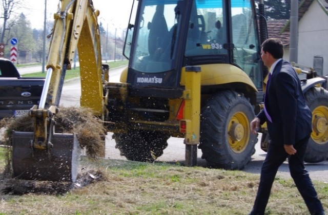 Започна реконструкцията на част от улиците в Летница за 2 милиона