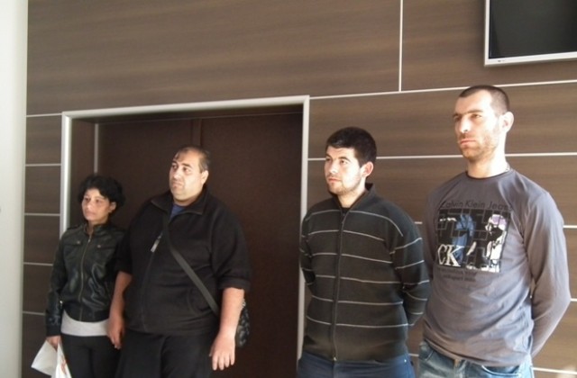 Наградиха участниците в спасяването на пострадалите от взрива на 8 март