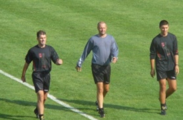 Ристосков свири Левски – Черно море,  Кръстев на Ботев – Литекс