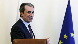 Орешарски възложи на НАП данъчната декларация да е 4 страници