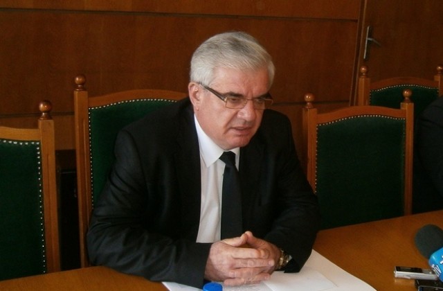 Проф.Стойков: Изумен съм от късата памет на бившия председател на ОбС