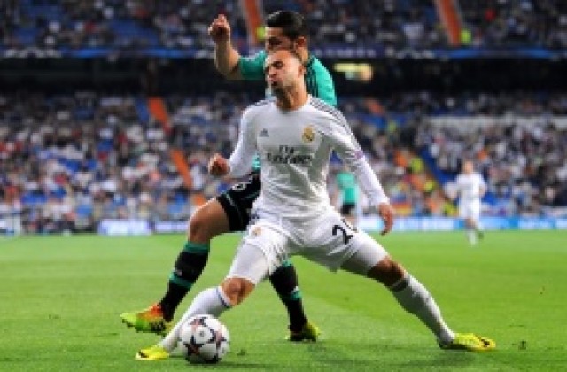 Хесе се подлага на нова операция