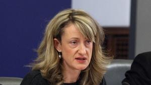 Предупреждението за спиране на европари е изречение написано с пропагандни