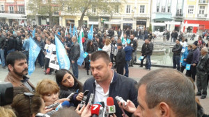 Бареков обяви Бойко е нацист а Станишев лъжец