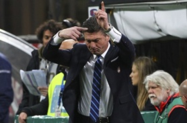 Тохир застана зад Мадзари след поредната тъжна вечер