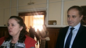 Вицепремиерът Даниела Бобева се среща с бизнеса и кметовете в