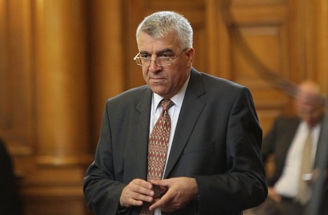 Румен Гечев: Предоговарянето на старите договори с банките е популизъм