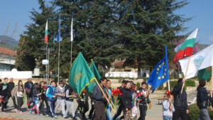 Роми шестваха в Симитли