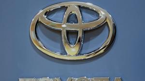 Toyota изтегля 658 млн коли заради технически проблеми