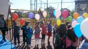 Откриха благоустроен парк с три детски площадки и многофункционално игрище