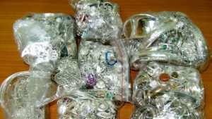 Контрабандни стоматологични инструменти и сребро откриха на ГКПП Лесово