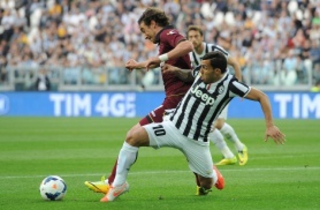 Подкрепиха Тевес за място на Мондиал 2014