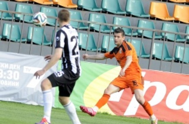 Контузия спря рекорда на Страхил Попов