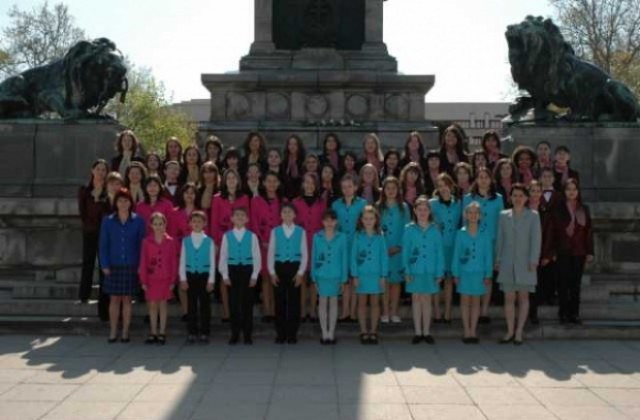 Великденски концерт на хор Дунавски вълни в Доходното здание