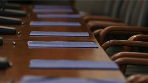 Новите правила за кредитите разширяват черния пазар смята икономист