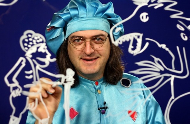 Храбрият шивач от Варна идва за среща с търновските деца