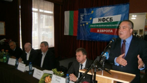 Слави Бинев Политическият монопол у нас е като тумор
