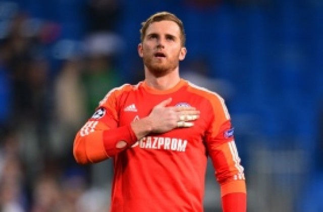 Шалке не си дава вратаря на Атлетико