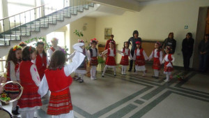 Лазарки благословиха община Враца