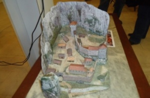 Събраха близо 3 хил. лв. за проект на Градище