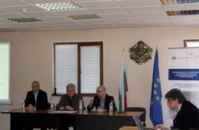 В Трявна обсъждаха възможностите за местни референдуми