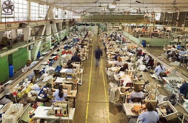 5-дневната работна седмица изчезва, алармират от КНСБ