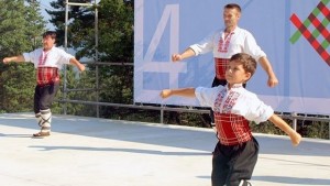 В Генерал Тошево организират фолклорен събор Цветница